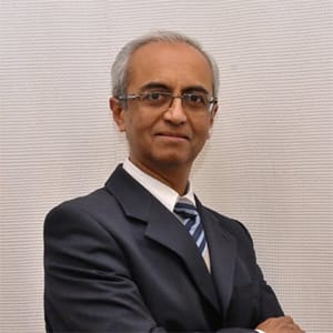 Dr Hemant K Kalyan orthopedic specialist in India with 33 years experience